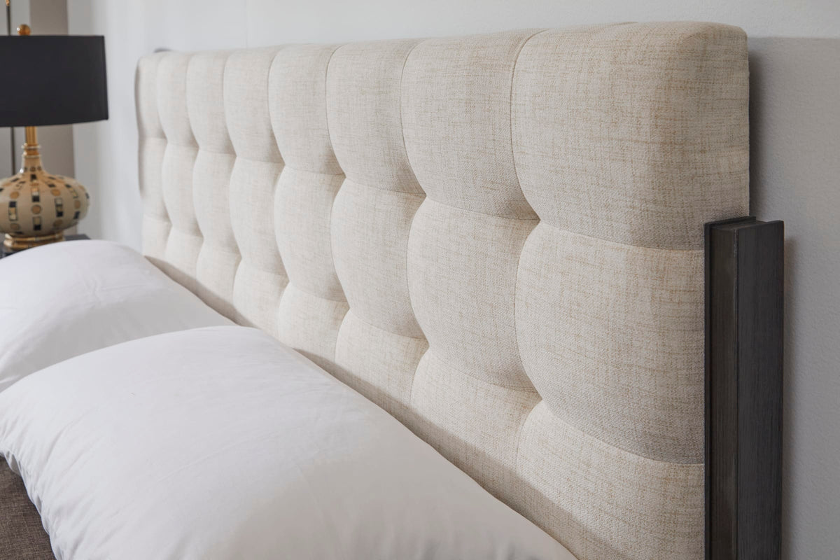 Flexsteel Waterfall Queen Upholstered Bed