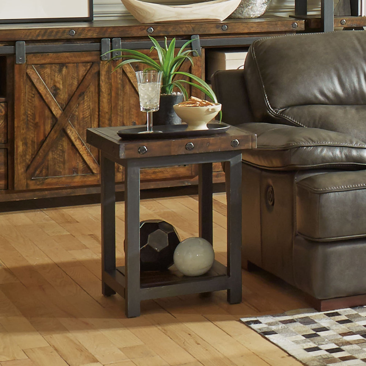 Flexsteel Carpenter Chairside Table