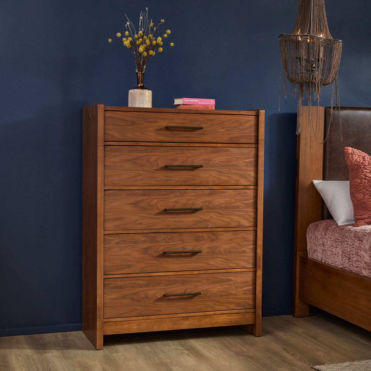 Flexsteel Lincoln Drawer Chest
