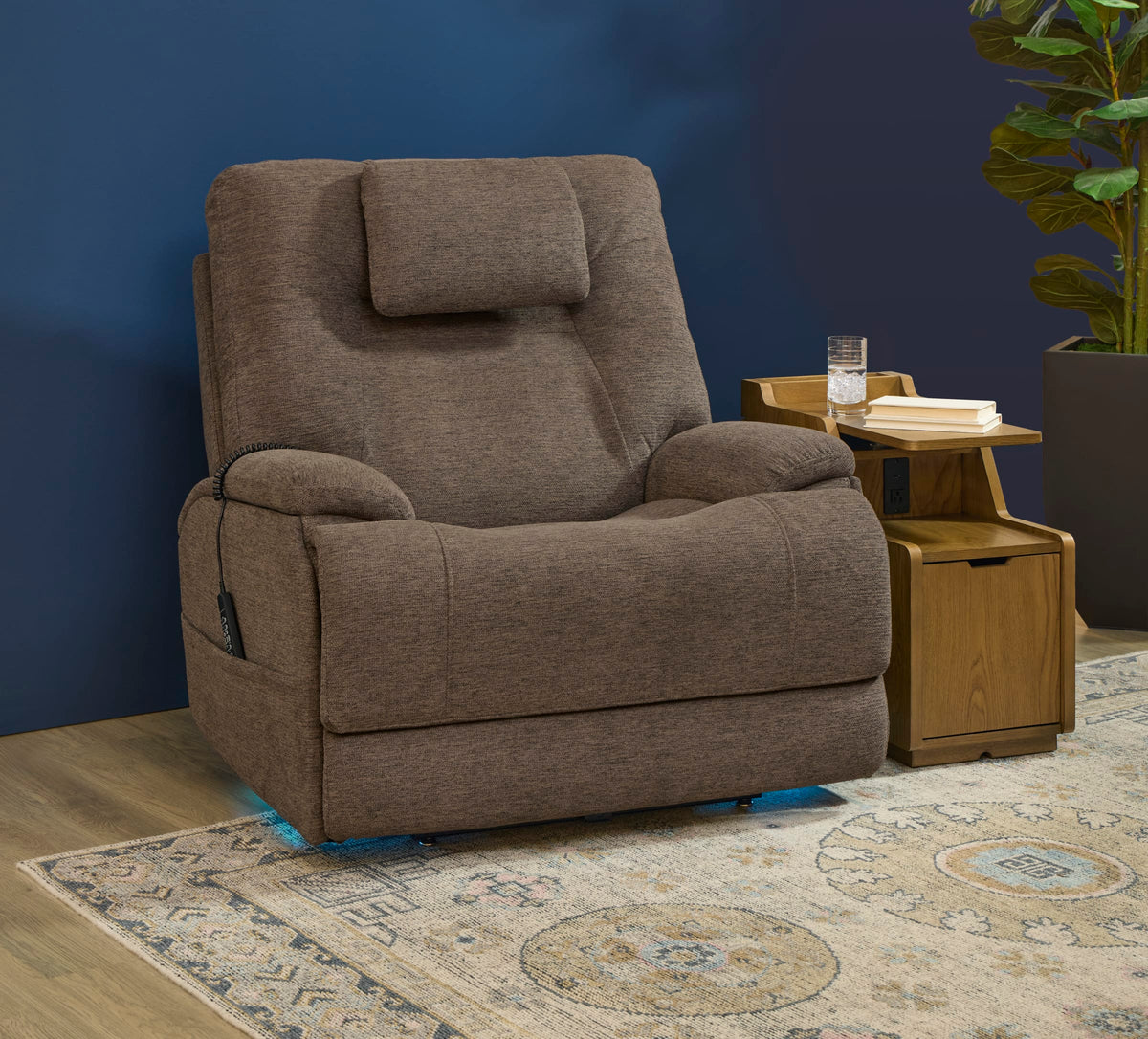 Flexsteel Zecliner Model 4+ Power Lift Recliner with Power Headrest & Lumbar, Heat & Massage