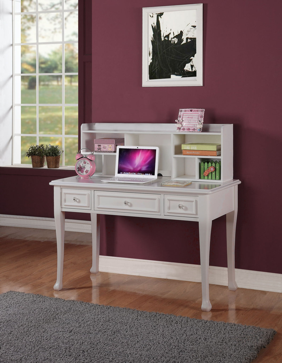 Jesse - Desk With Hutch
