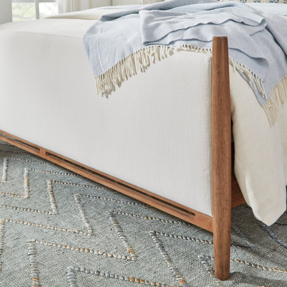 Flexsteel Verona King Upholstered Bed
