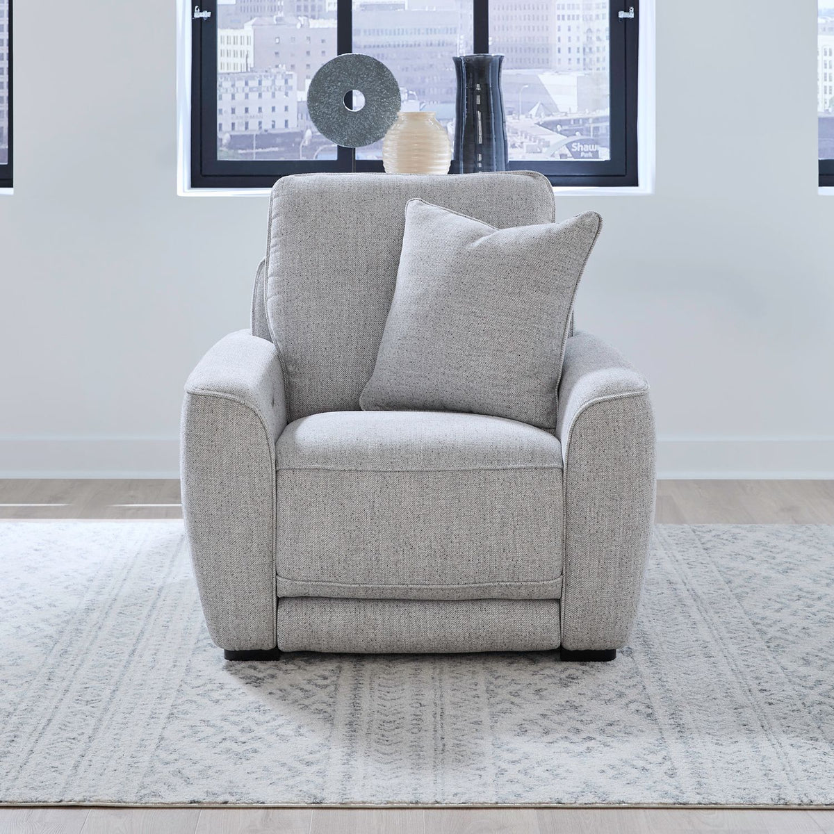 Blake - Recliner P2 & Zero Wall