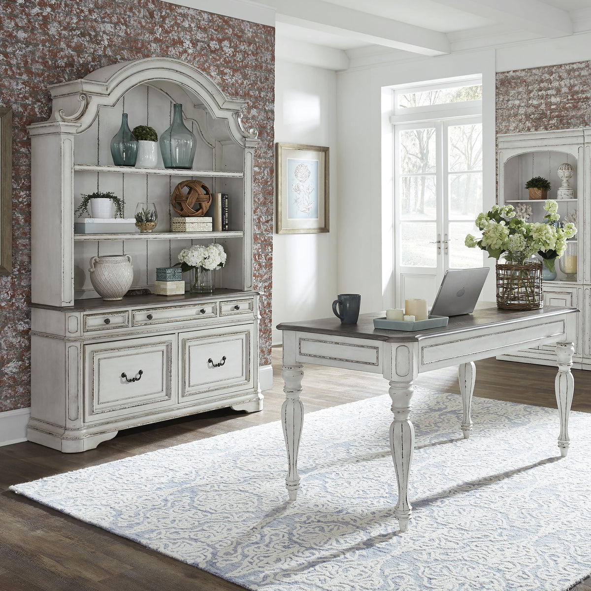 Magnolia Manor - 3 Piece Home Office Set (Desk & Hutch) - Antique White