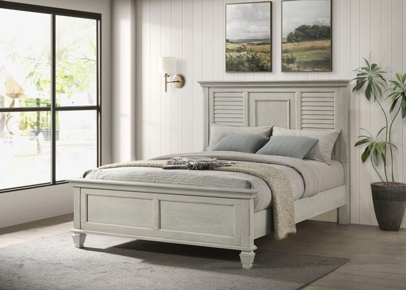 Franco Wood Panel Bed Distressed Queen