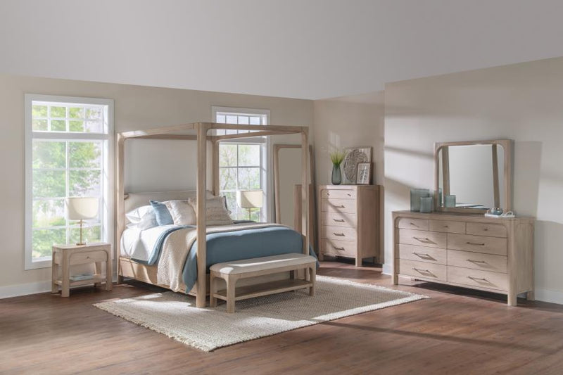 Solano Bedroom Set Weathered Mango Eastern King 5-piece