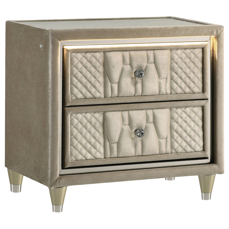 Lorient Bedroom Set Ivory and Camel