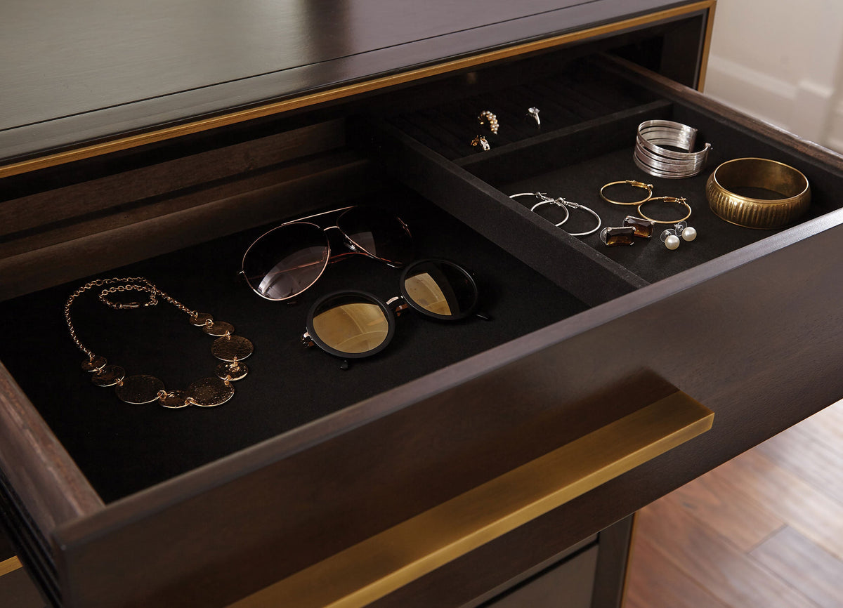 Durango 8-drawer Dresser with Mirror
