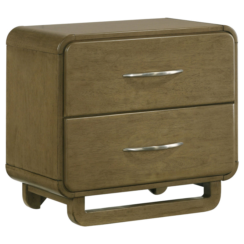 Amsbury Bedroom Set Nutmeg