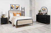 Arini Bedroom Set Black California King 4-piece