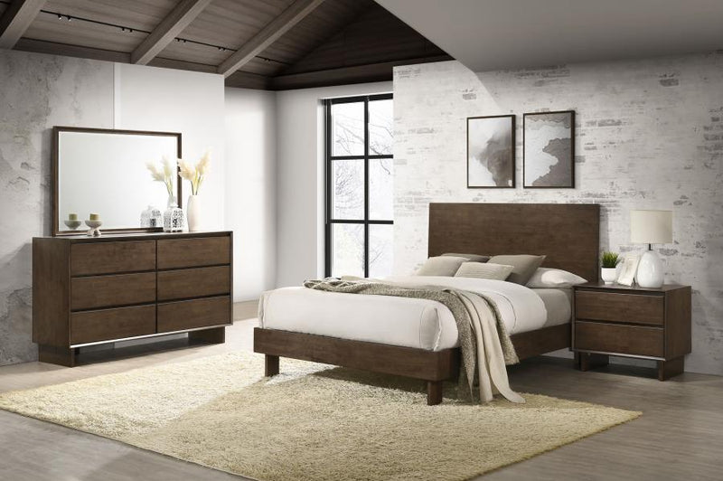 Glenwood Bedroom Set Warm Brown Queen 4-piece