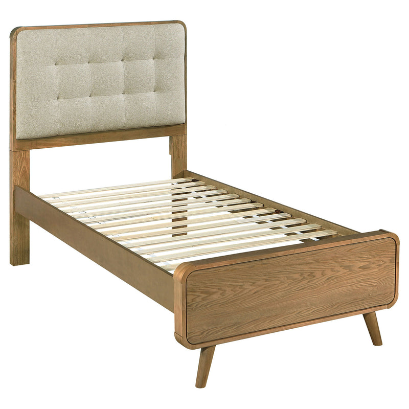 Robyn Bedroom Set
