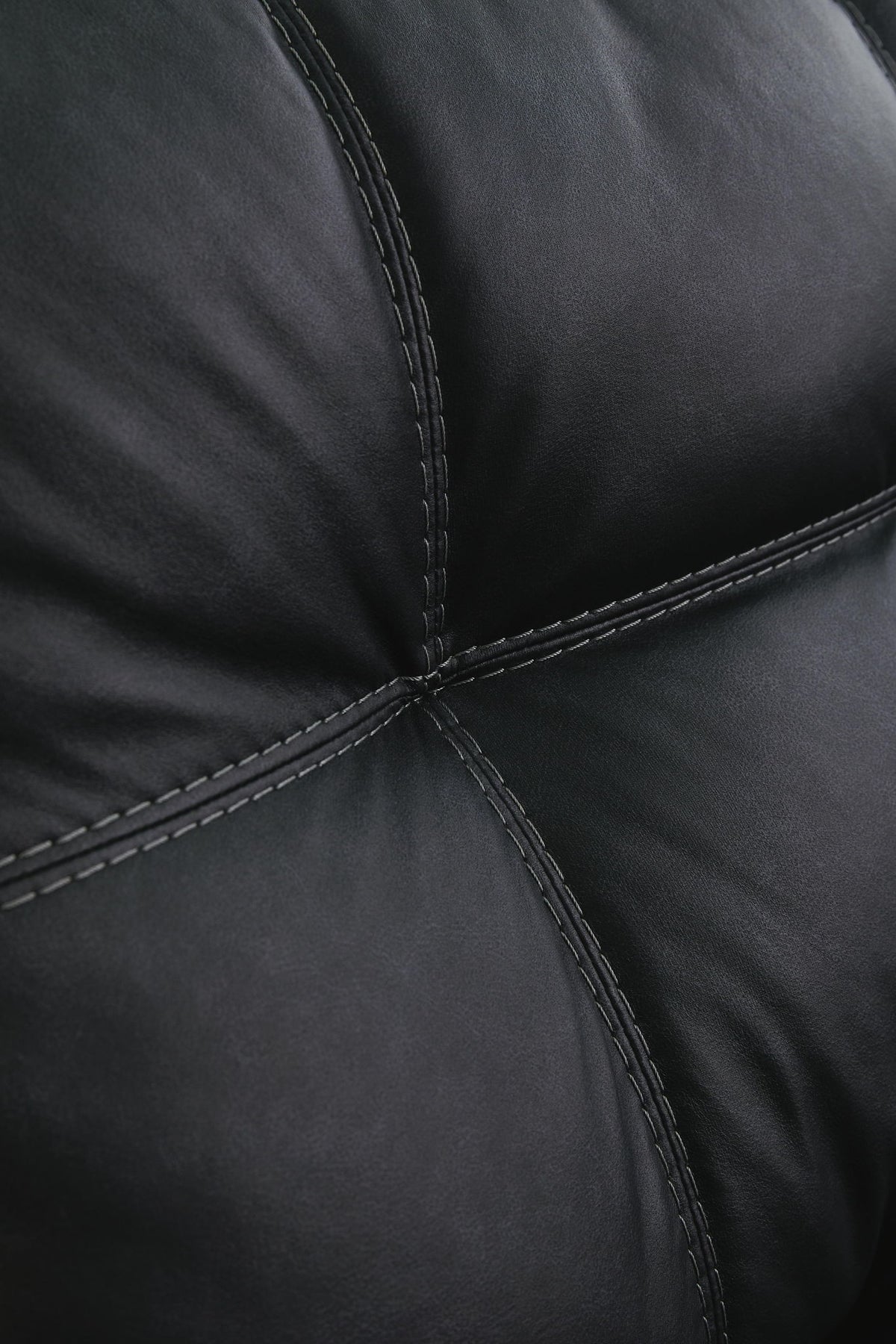 Barlin Mills - 2 Piece Sectional