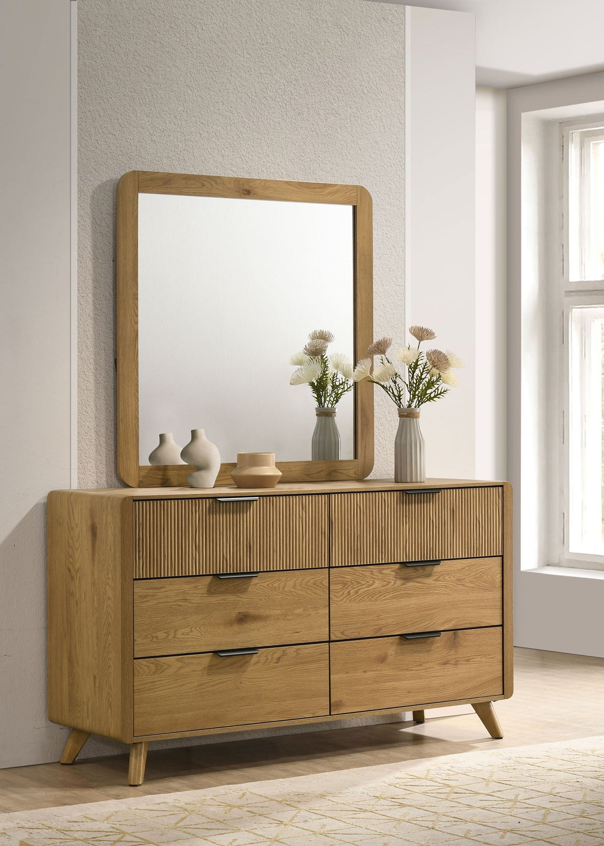 Bennett 6-drawer Bedroom Dresser and Mirror Set Light Oak