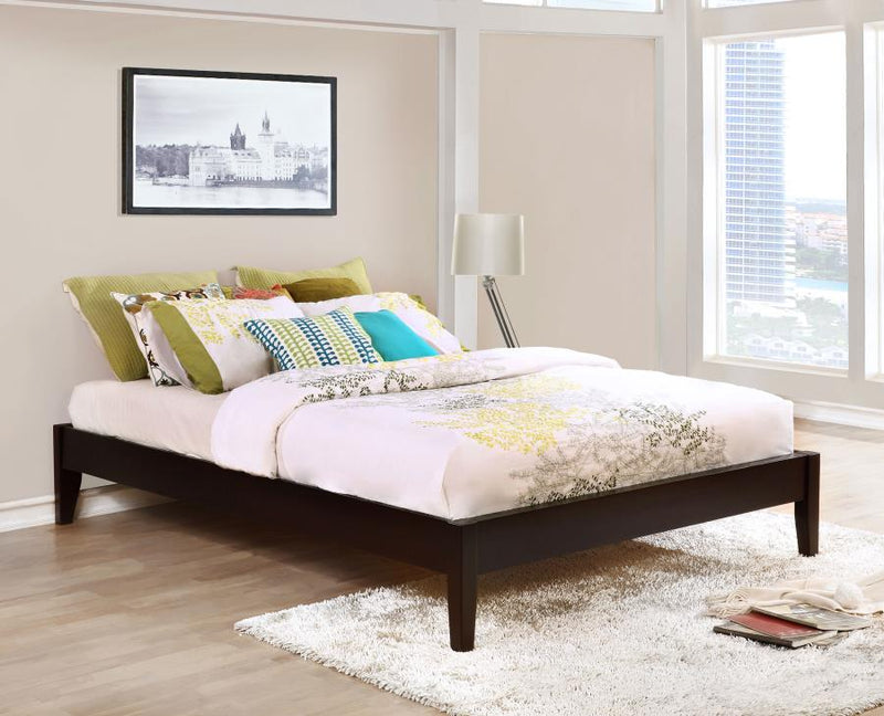 Hounslow Universal Platform Bed Cappuccino Queen