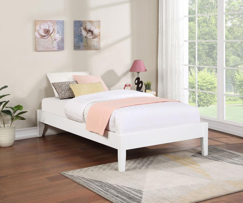 Hounslow Universal Platform Bed White Twin