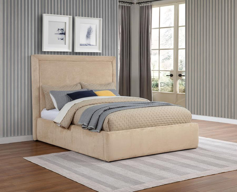 Lawson 54-inch Upholstered Platform Bed Light Saddle Full
