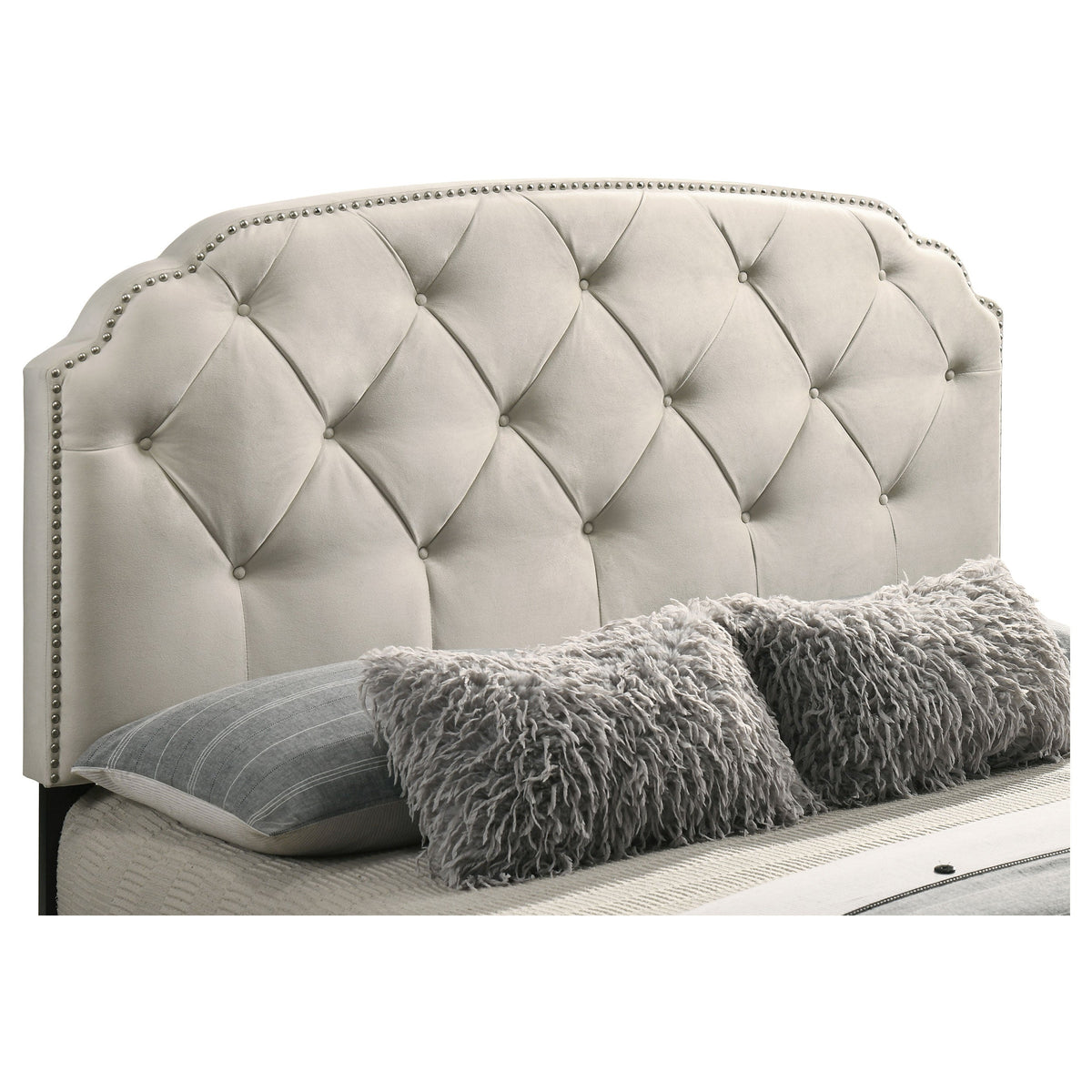 Marianna 4-drawer Upholstered Storage Bed Cream