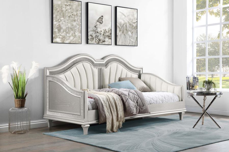 Evangeline Upholstered Twin Daybed Silver Oak Default Title