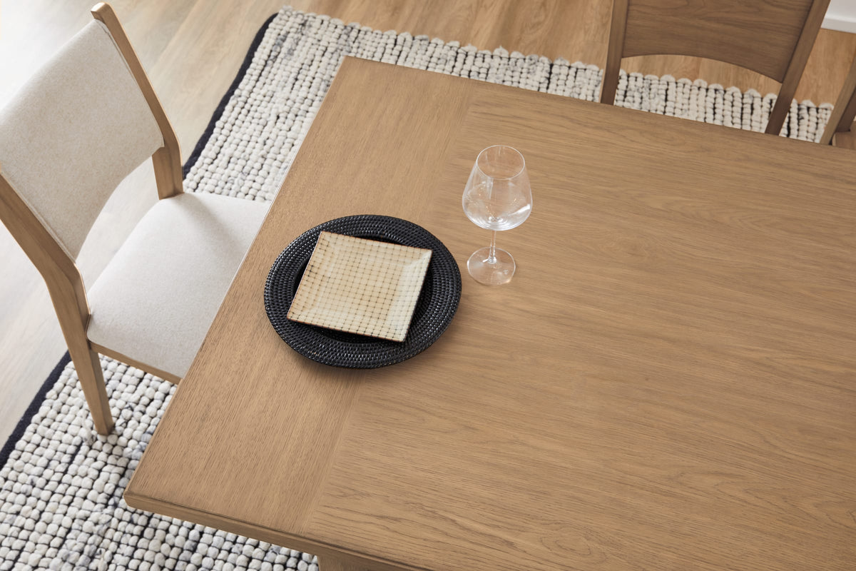 Flexsteel Normandy Rectangular Dining Table
