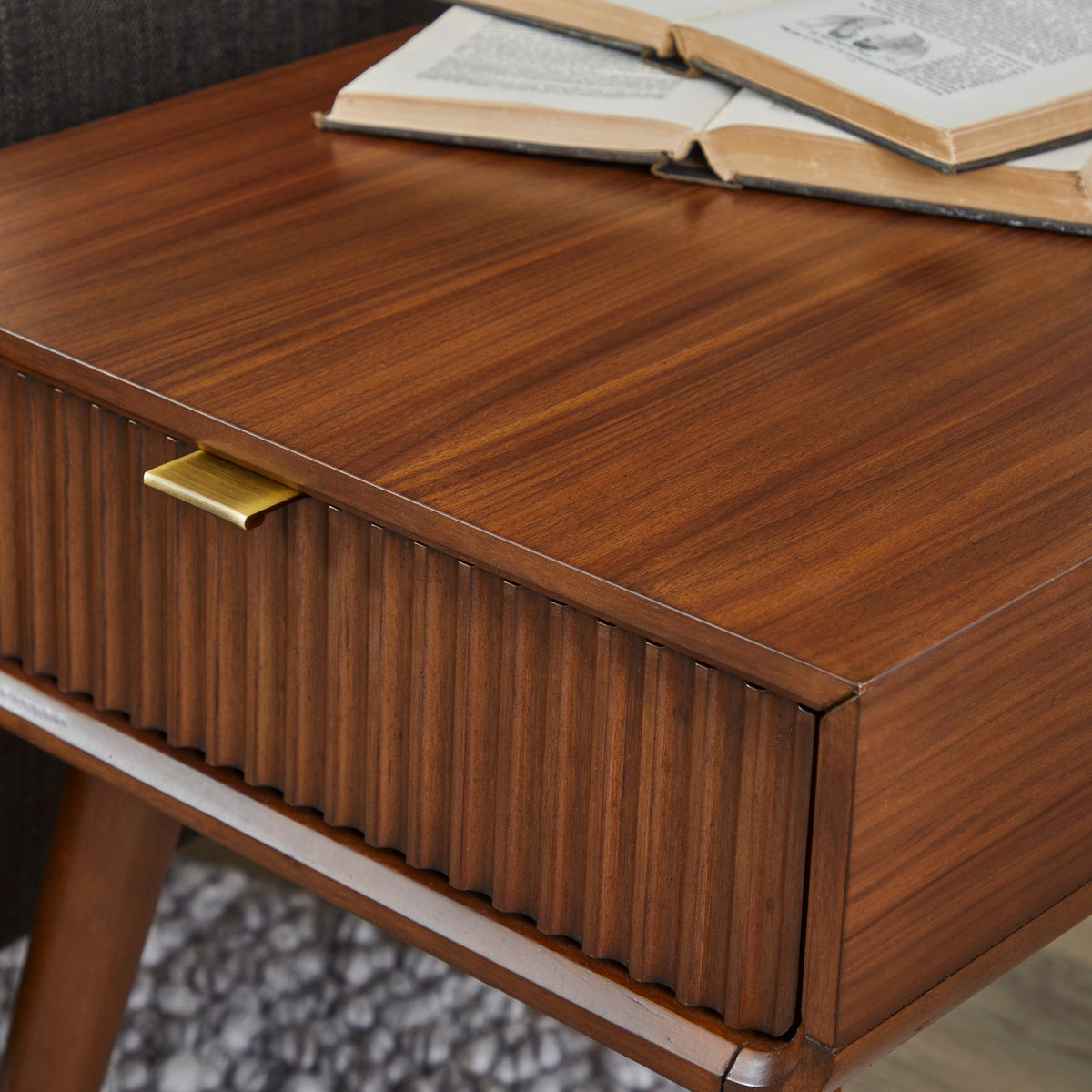 Flexsteel Ludwig End Table