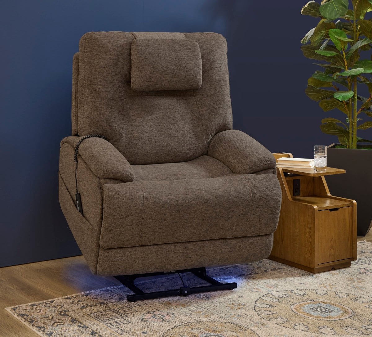 Flexsteel Zecliner Model 4+ Power Lift Recliner with Power Headrest & Lumbar, Heat & Massage