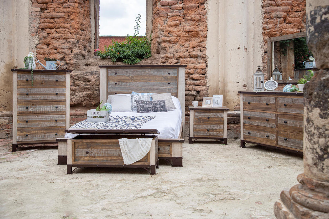 Antique - Drawer Chest