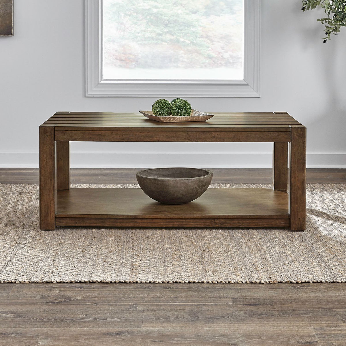 Broadmore - Table