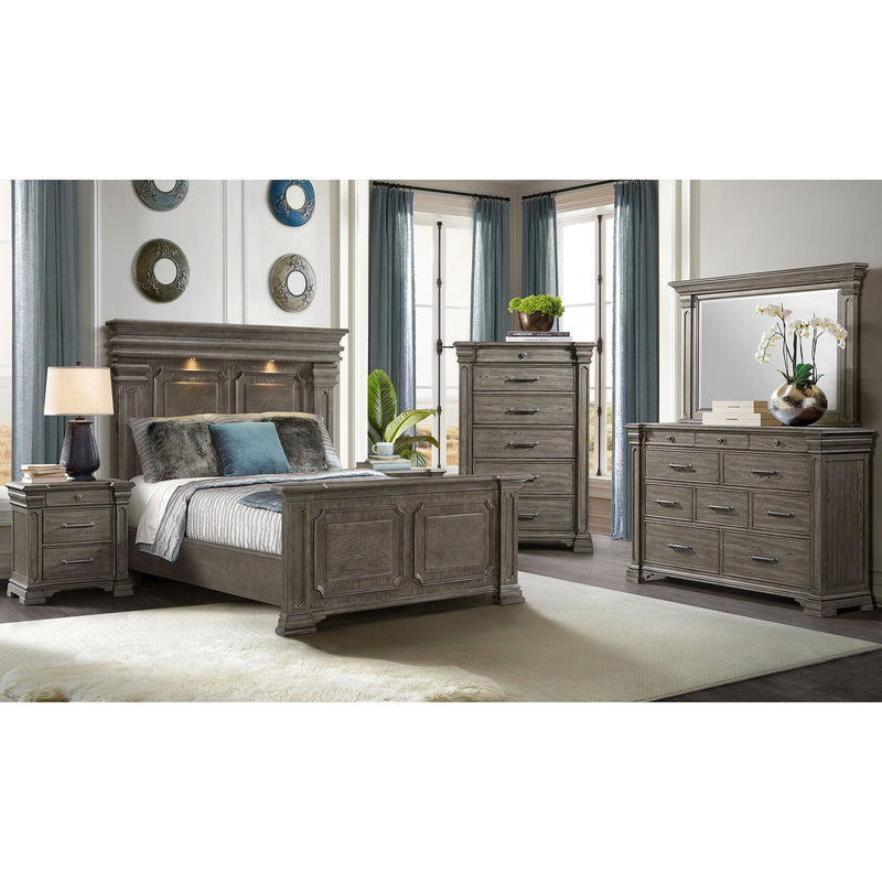 Kings Court - Bed