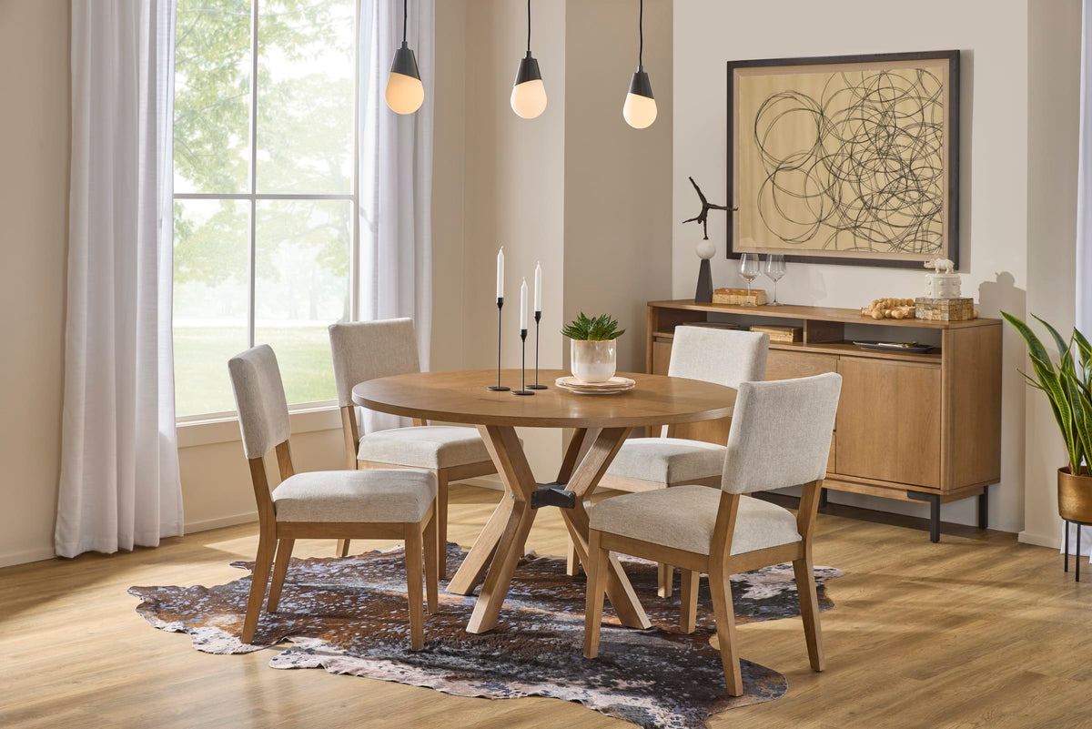 Flexsteel Millwork Round Dining Table