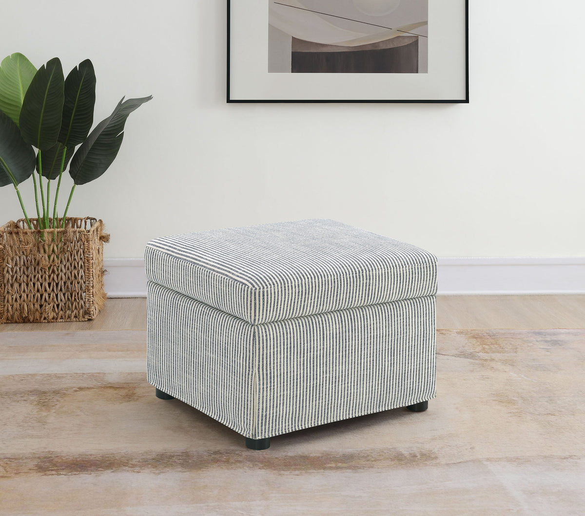 Winter Upholstered Hydraulic Lift Top Storage Ottoman