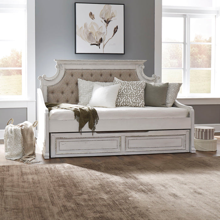 Magnolia Manor - Daybed