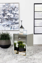 Coquette 1-drawer Mirrored Accent Side Table Silver