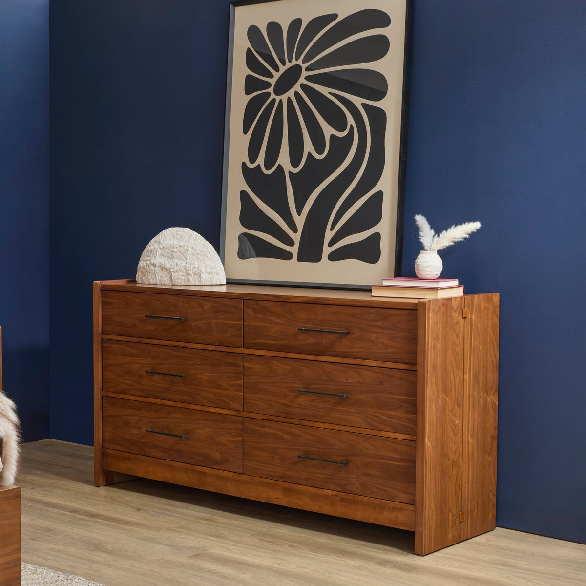 Flexsteel Lincoln Dresser