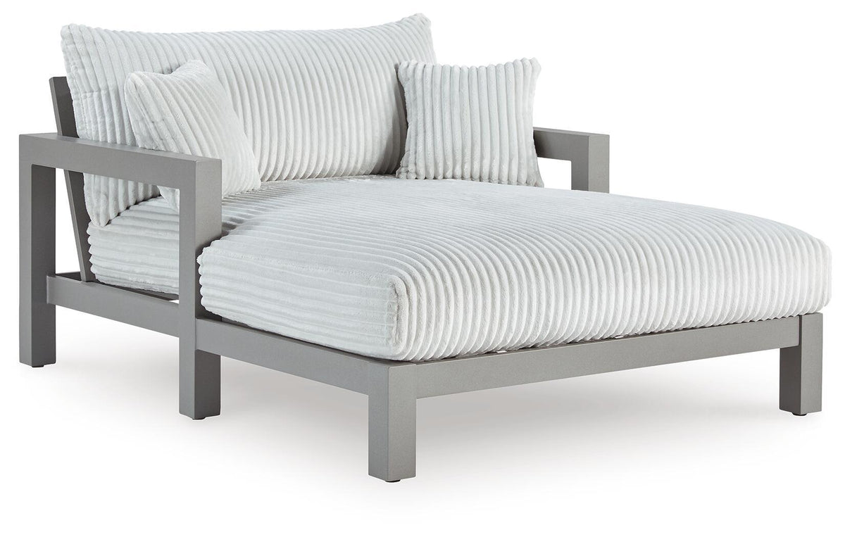Hurley Park - Chaise Lounge With Cushion - Gray