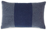 Dovinton Pillow (Set of 4)