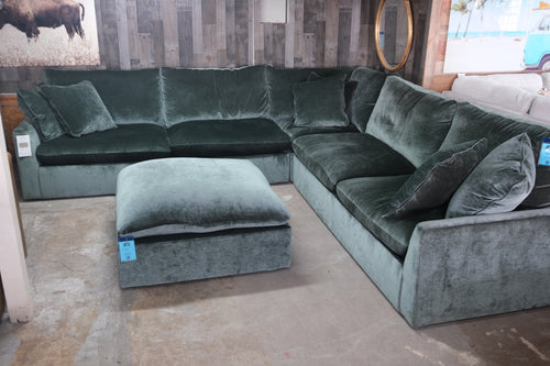 Carriage View 3pc Sectional