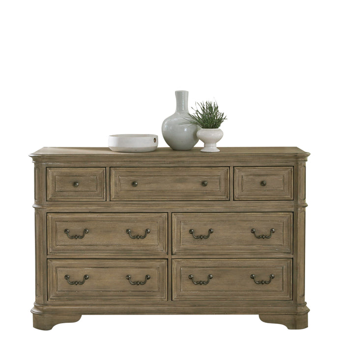 Magnolia Manor - 7 Drawer Dresser