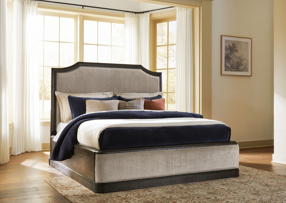Wickenger - Upholstered Panel Bed