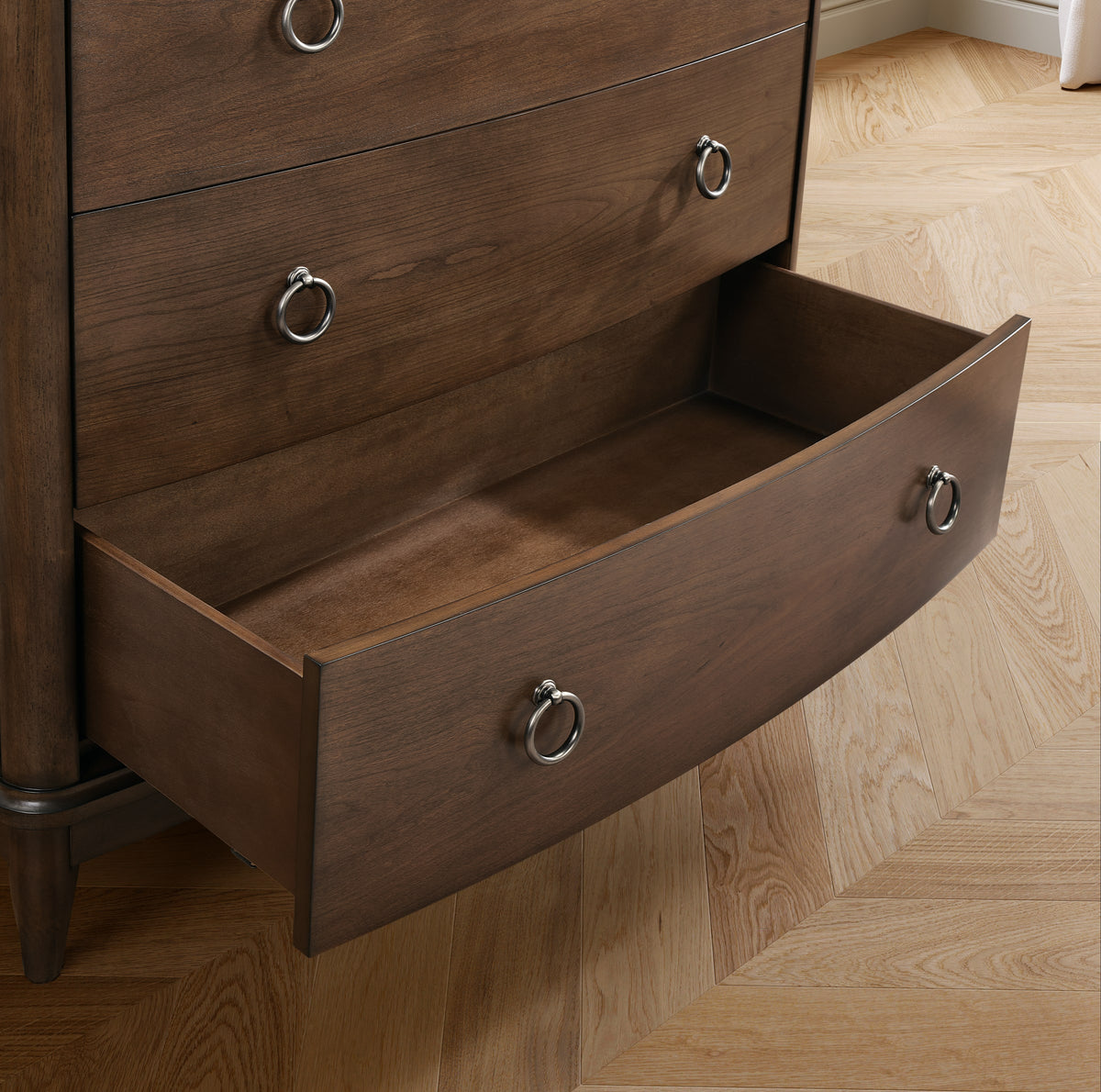 Flexsteel Bellevue Drawer Chest