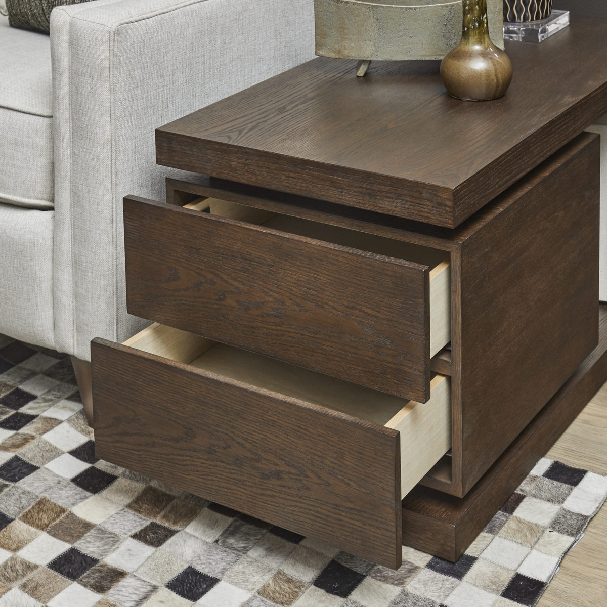 Flexsteel Athens End Table