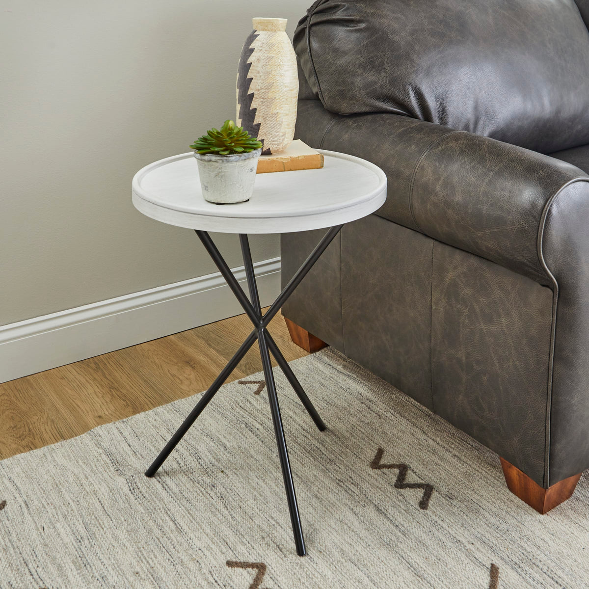 Flexsteel Melody Round End Table