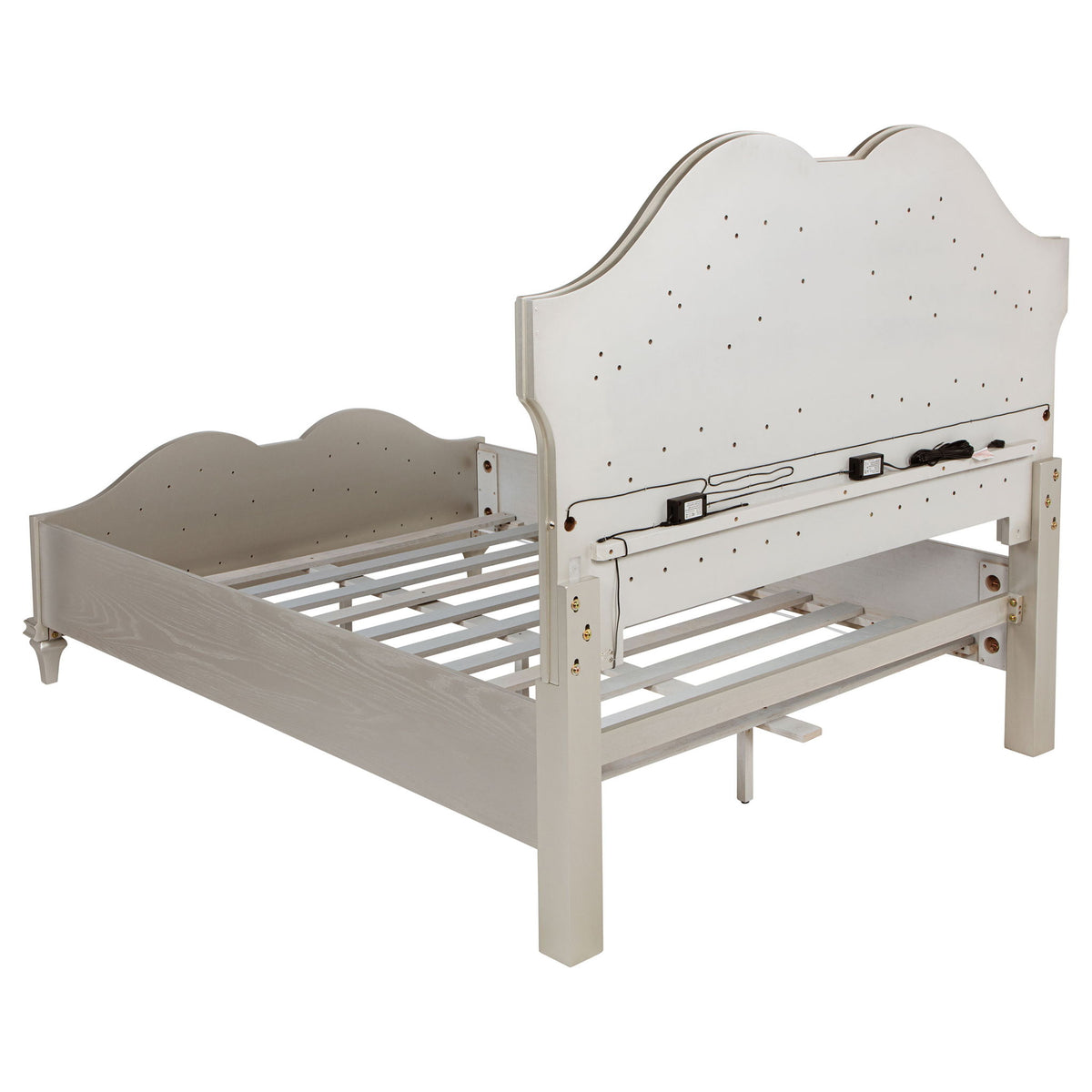 Evangeline 5-piece Queen Bedroom Set Silver Oak