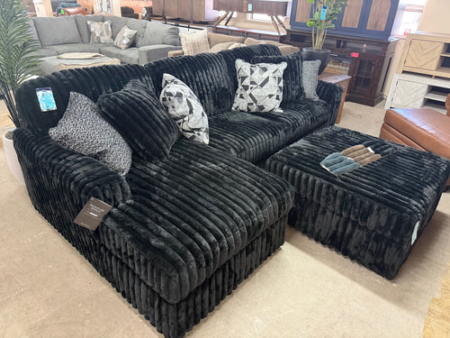 Midnight Madness 2pc Sectional