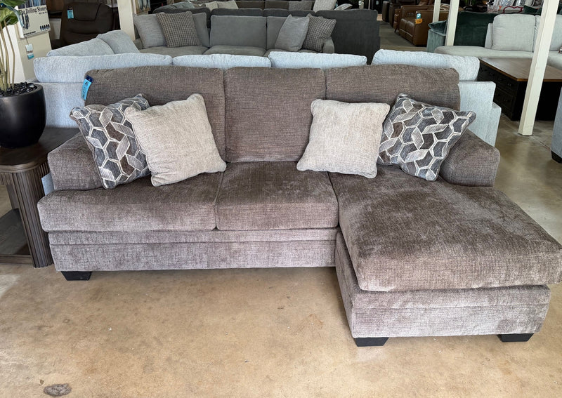 Stonemead Sofa Chaise